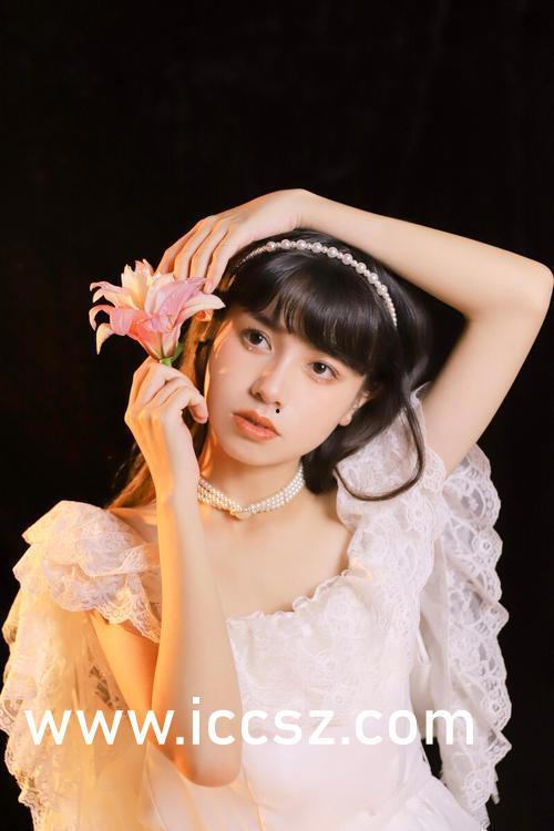 17c吃瓜爆料黑料在线网,网络舆论背后的真相